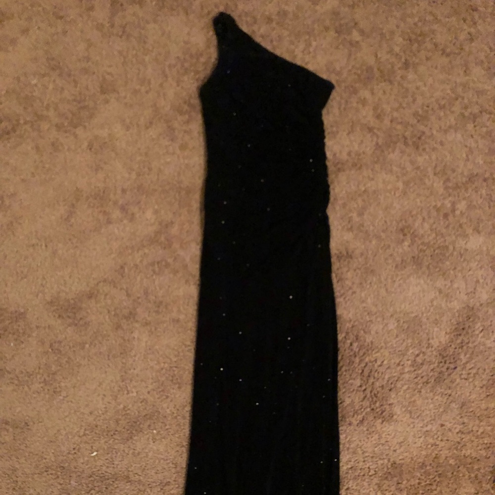 Laundry by Shelli Segal Gown worn only once